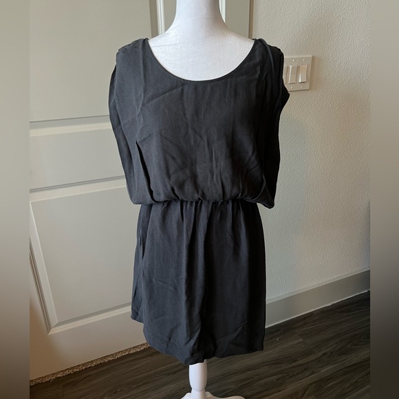 American Vintage Dresses & Skirts - American Vintage Gray Sleeveless Sundress Mini